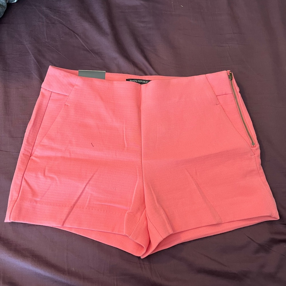 Banana Republic side zip, high waist shorts. Size 8